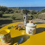 Casa Nocilla, Un Dammuso Sul Mare! Дом отдыха *